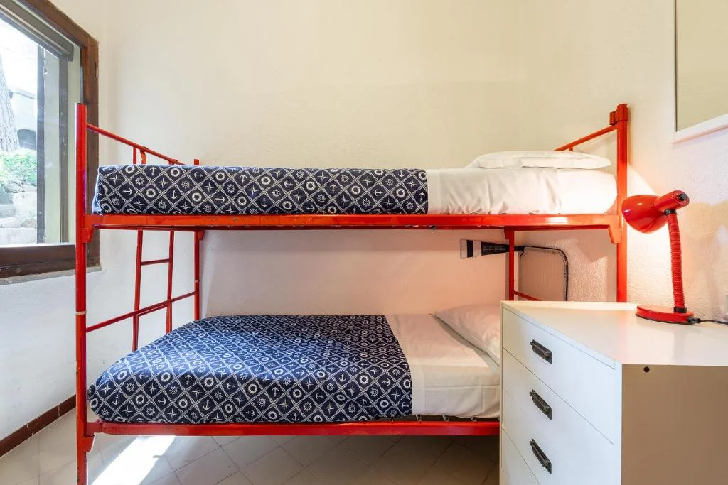 Casa Nola — camera con letto a castello