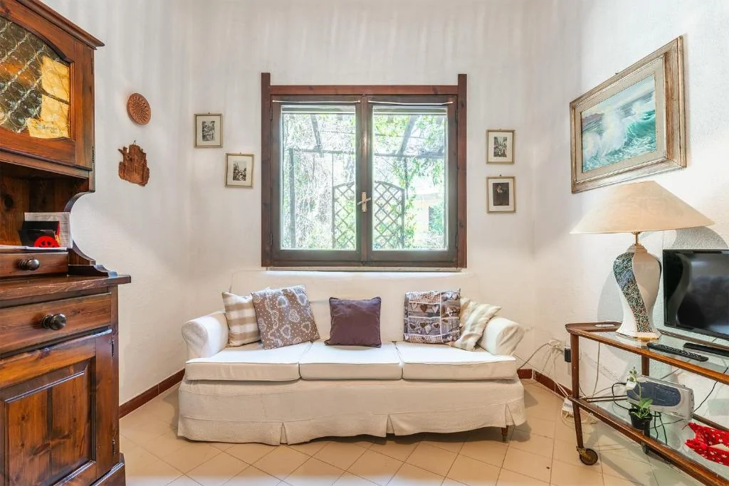 Casa Nola — soggiorno